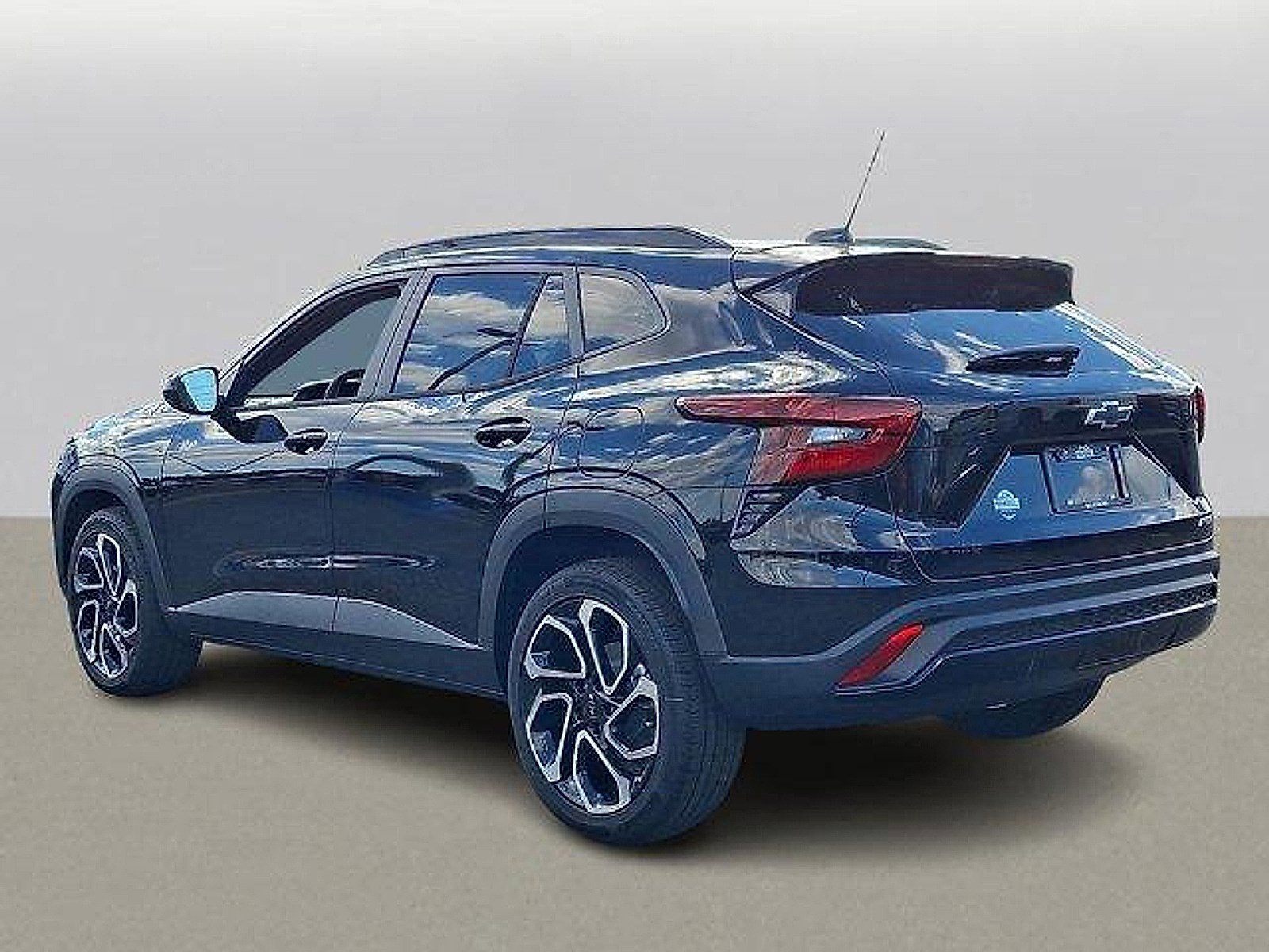 2026 Chevrolet Trax photo 3