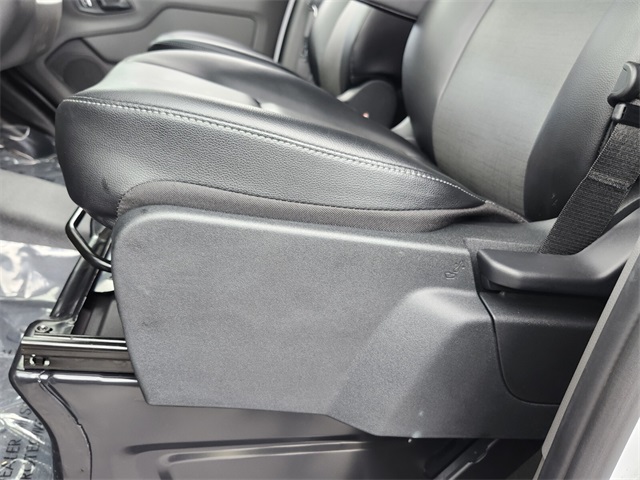 2024 Ford Transit photo 4