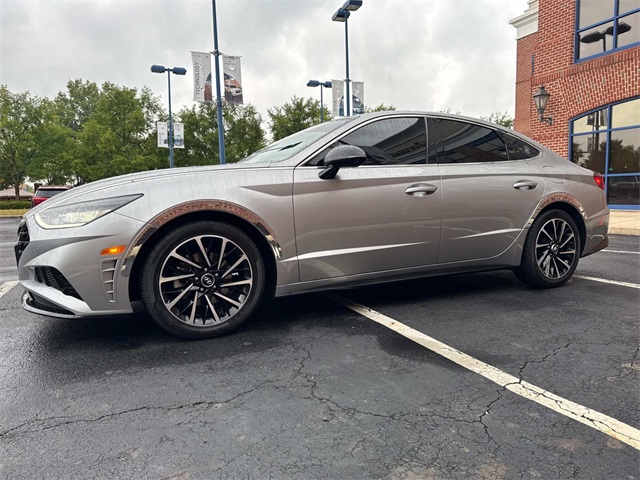 2020 Hyundai Sonata SEL Plus photo 3