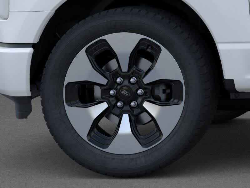 2025 Ford F-150 Lightning Platinum photo 19