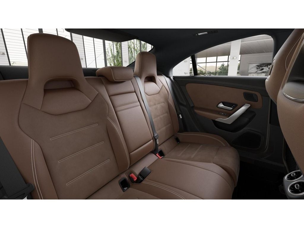 2025 Mercedes Benz CLA 250 4MATIC photo 5