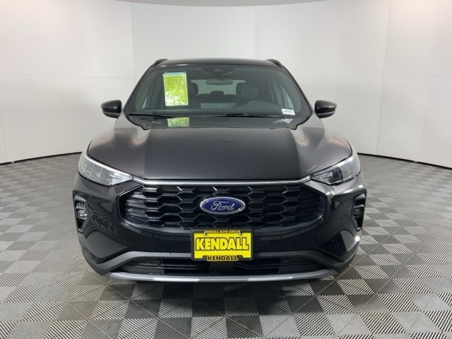 2025 Ford Escape Hybrid ST-Line Select photo 2