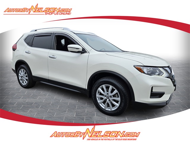2018 Nissan Rogue SV's photo