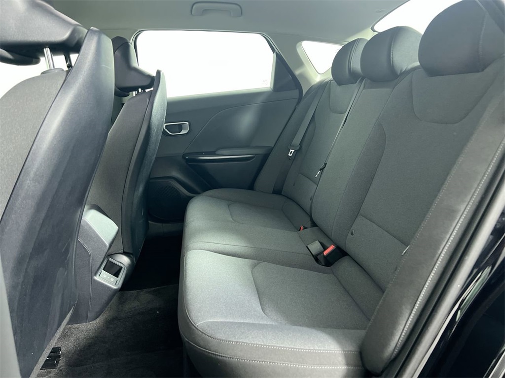 2025 Kia K4 LX photo 21