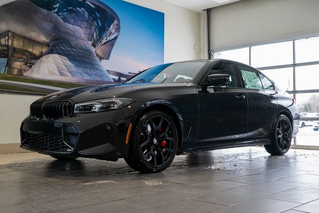 2026 BMW 3 Series 330i's photo