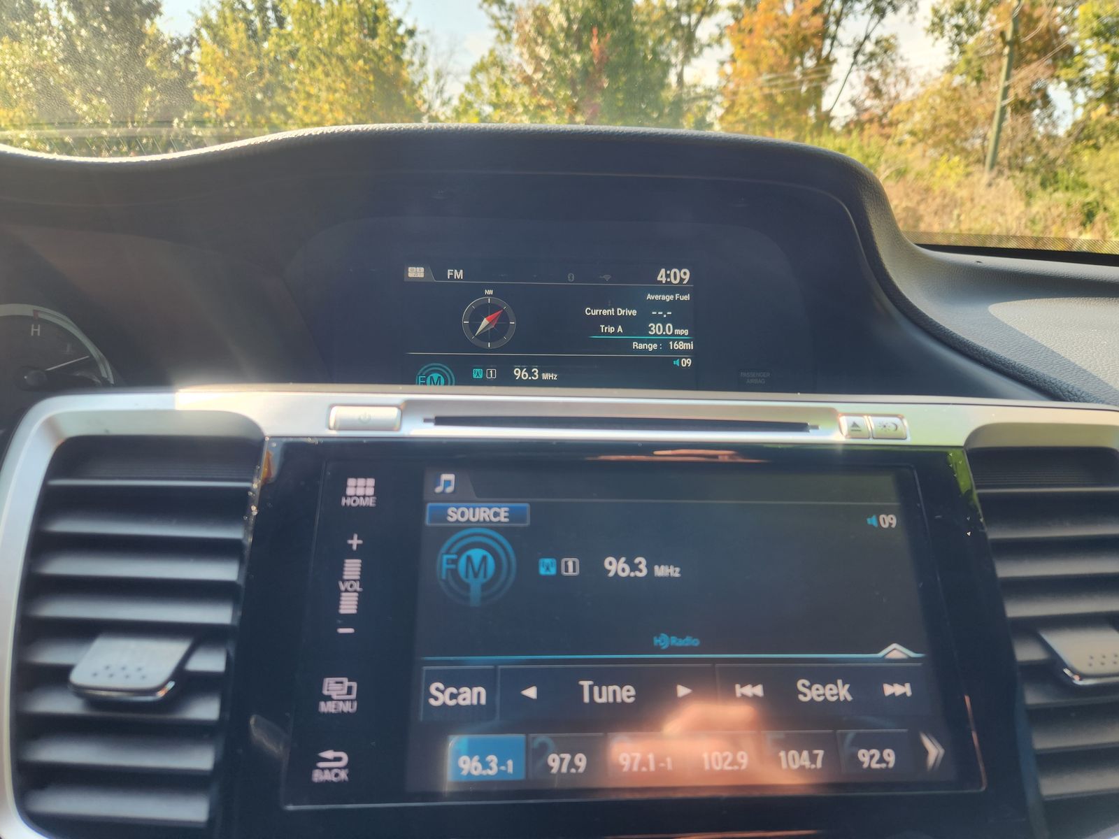 2016 Honda Accord EX-L photo 17