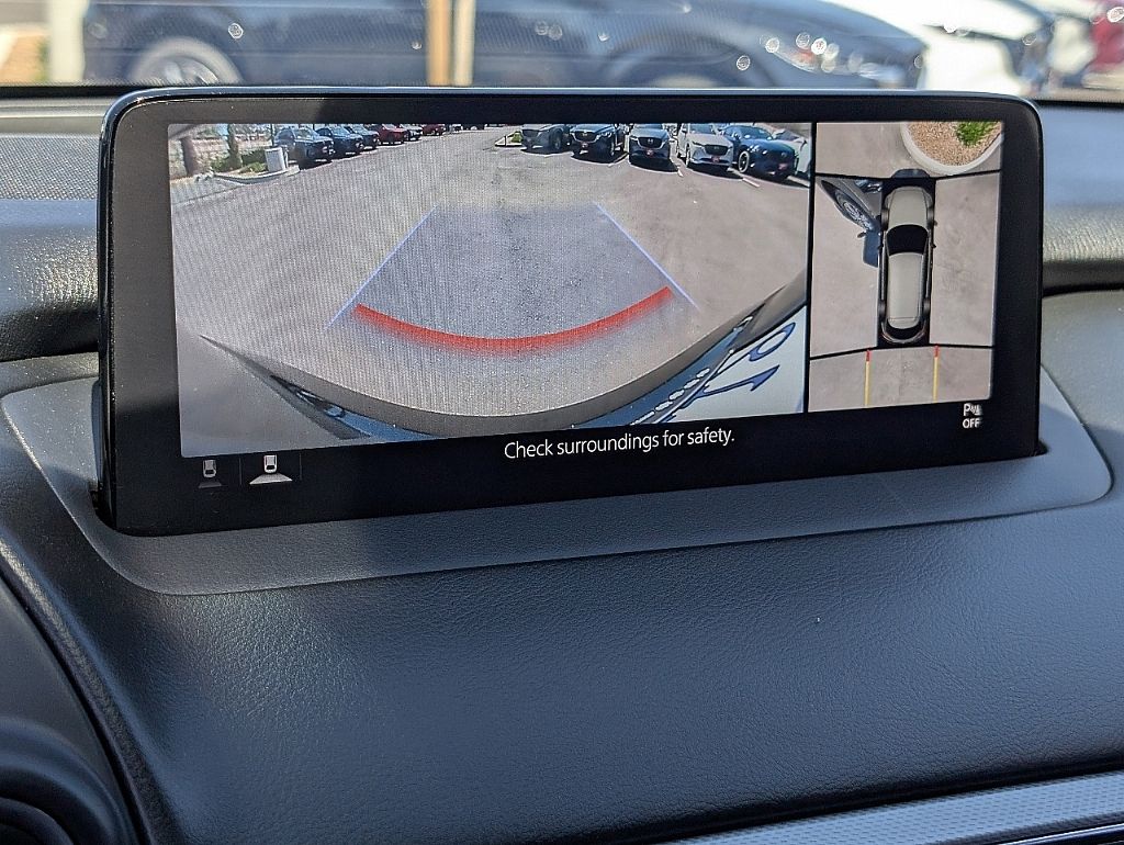 2023 Mazda CX-9 Signature photo 26