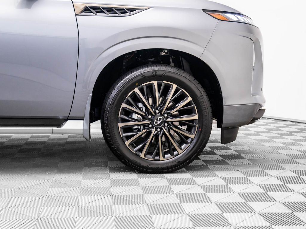 2026 Infiniti QX80 photo 36