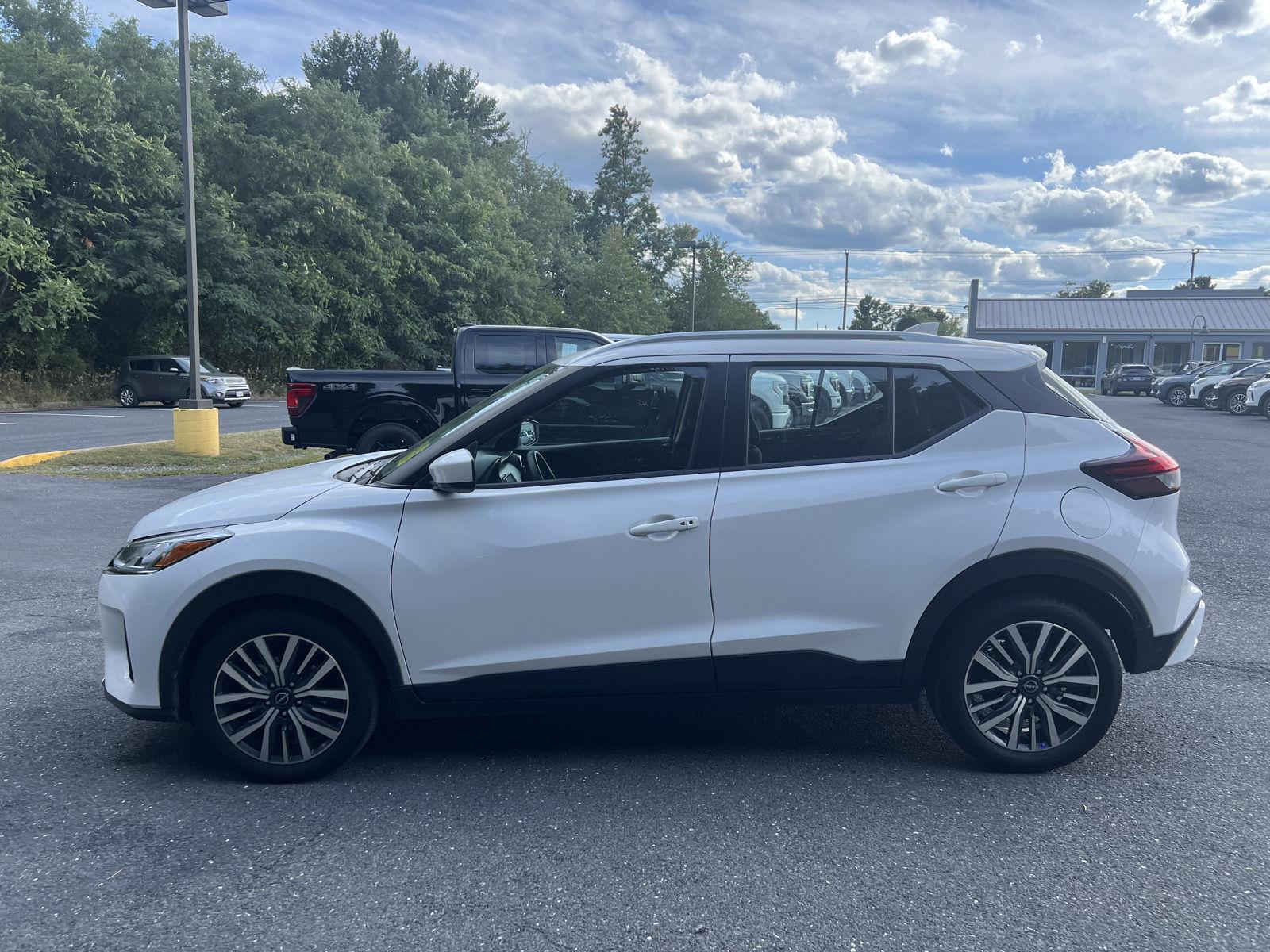 2024 Nissan Kicks SV photo 7