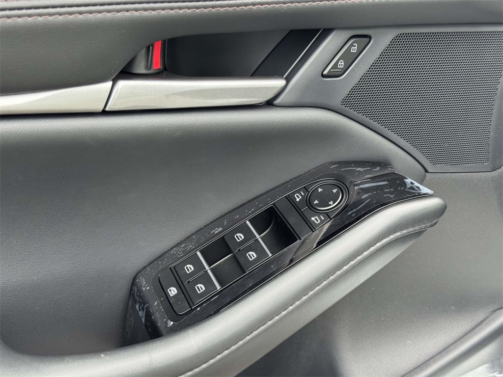 2025 Mazda Mazda3 2.5 Select Sport Base photo 26