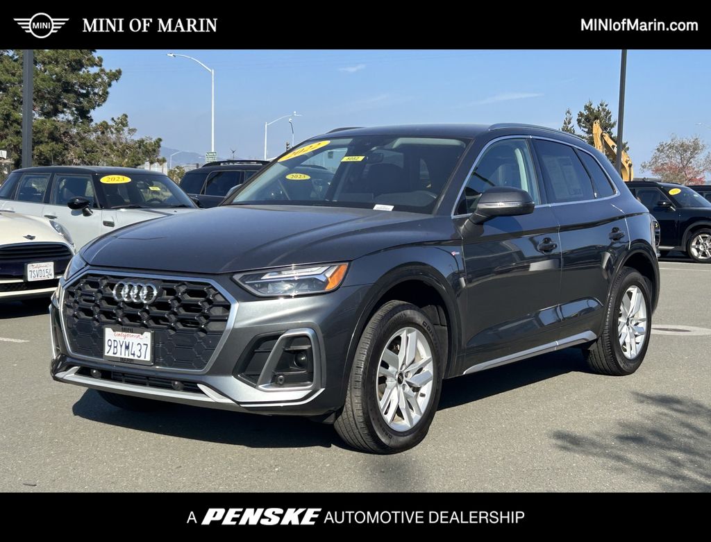 2022 Audi Q5 Premium's photo