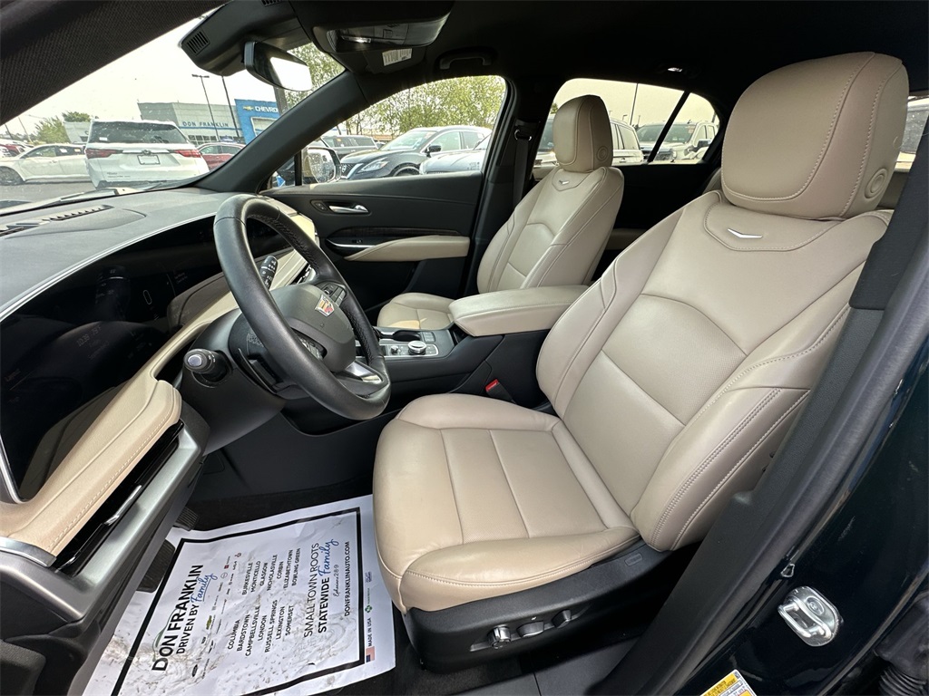 2024 Cadillac XT4 Premium Luxury photo 11