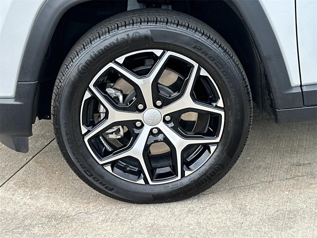 2024 Jeep Compass Limited photo 25