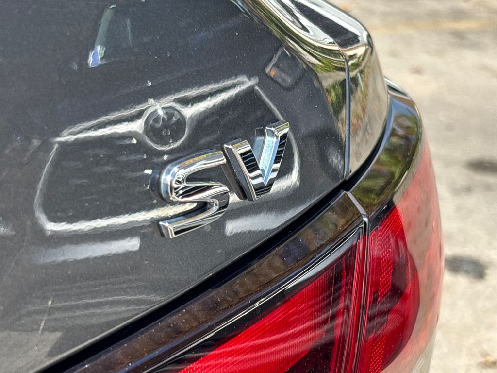 2022 Nissan Sentra SV photo 14