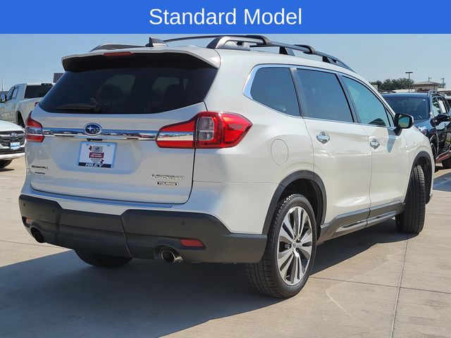 2022 Subaru Ascent Touring photo 3