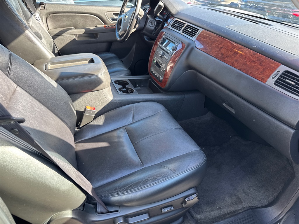 2012 Chevrolet Tahoe LT photo 6