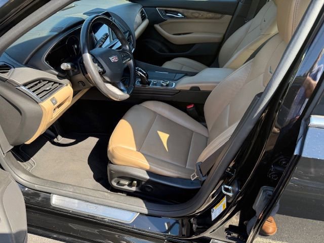 2023 Cadillac CT5 Premium Luxury photo 2