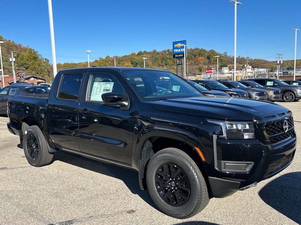 2026 Nissan Frontier SV's photo