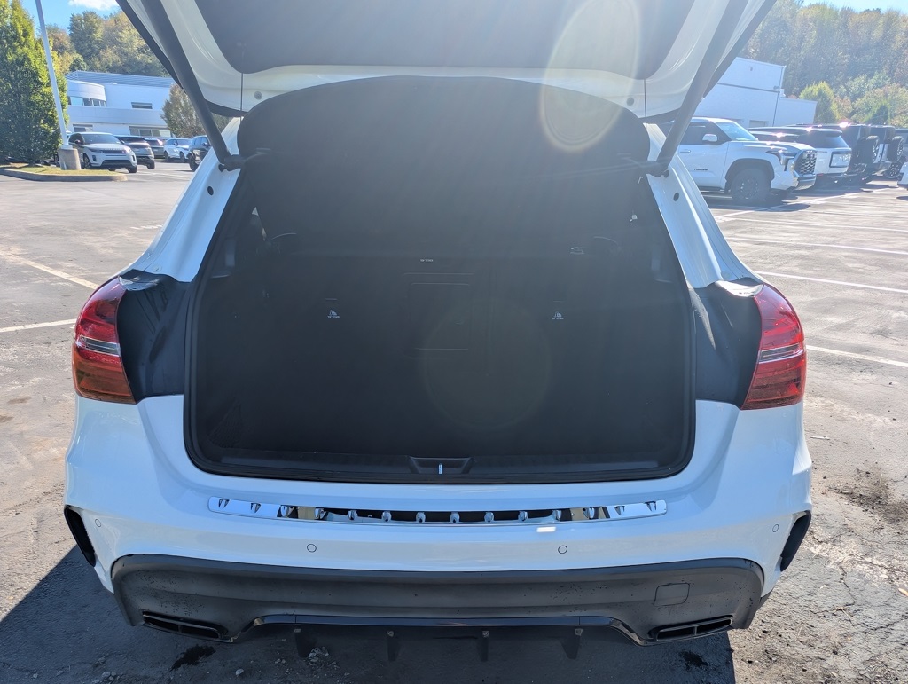 2019 Mercedes Benz GLA 45 AMG 4MATIC photo 3