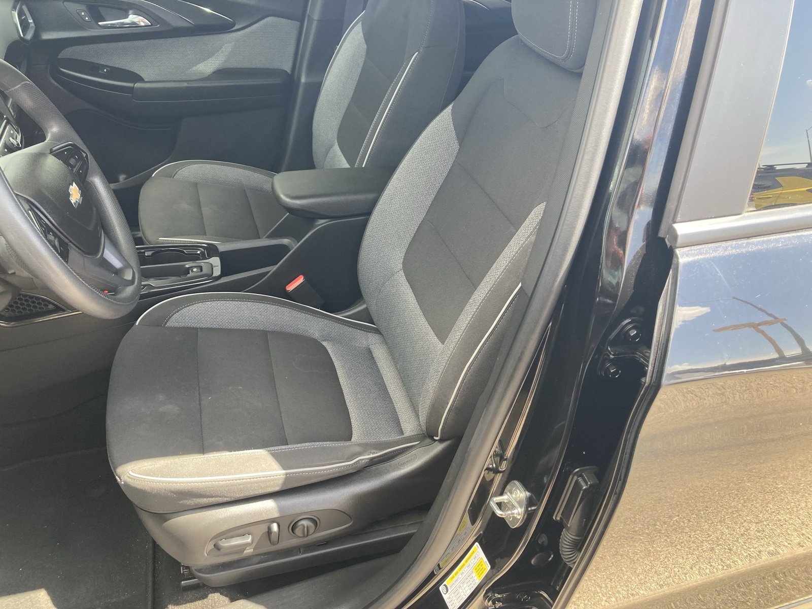 2022 Chevrolet Trailblazer LT photo 28