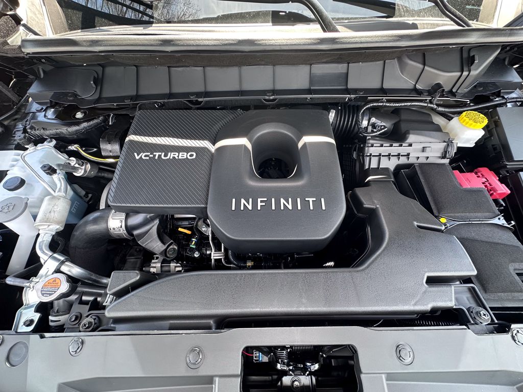 2025 Infiniti QX60 Pure photo 14