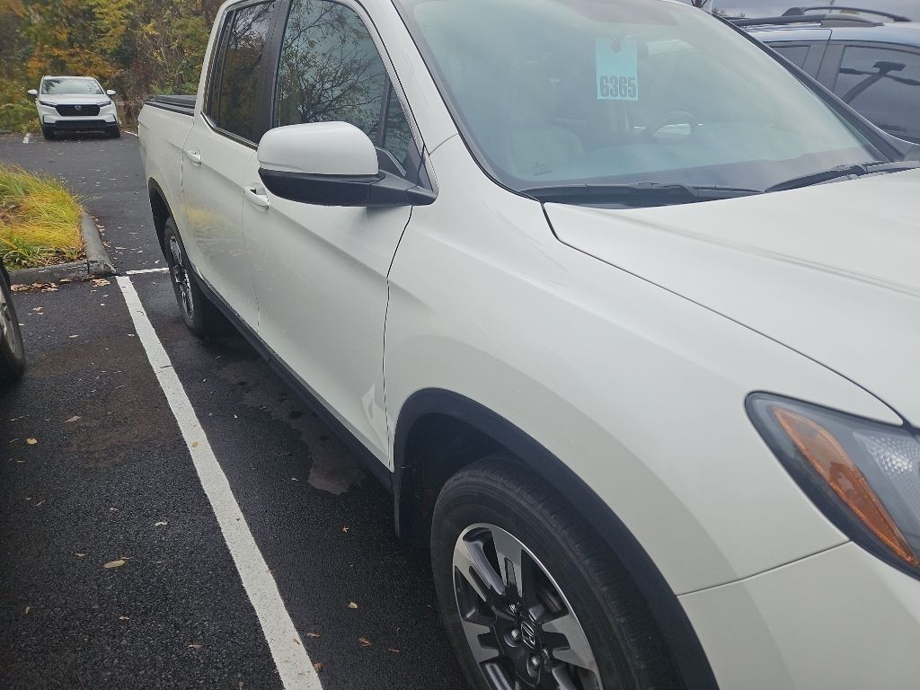 2017 Honda Ridgeline RTL photo 4