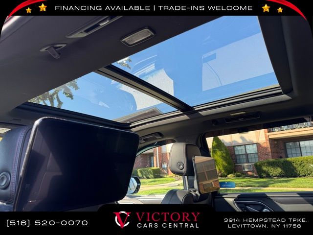 2021 Chevrolet Suburban RST photo 24
