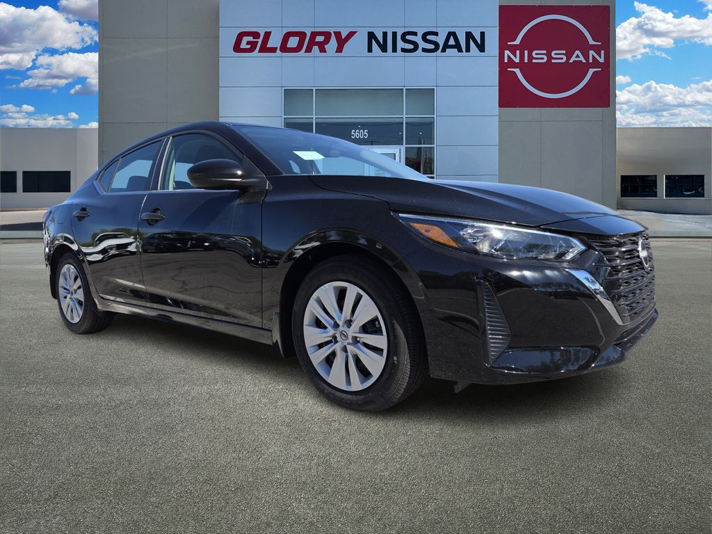 2025 Nissan Sentra S's photo