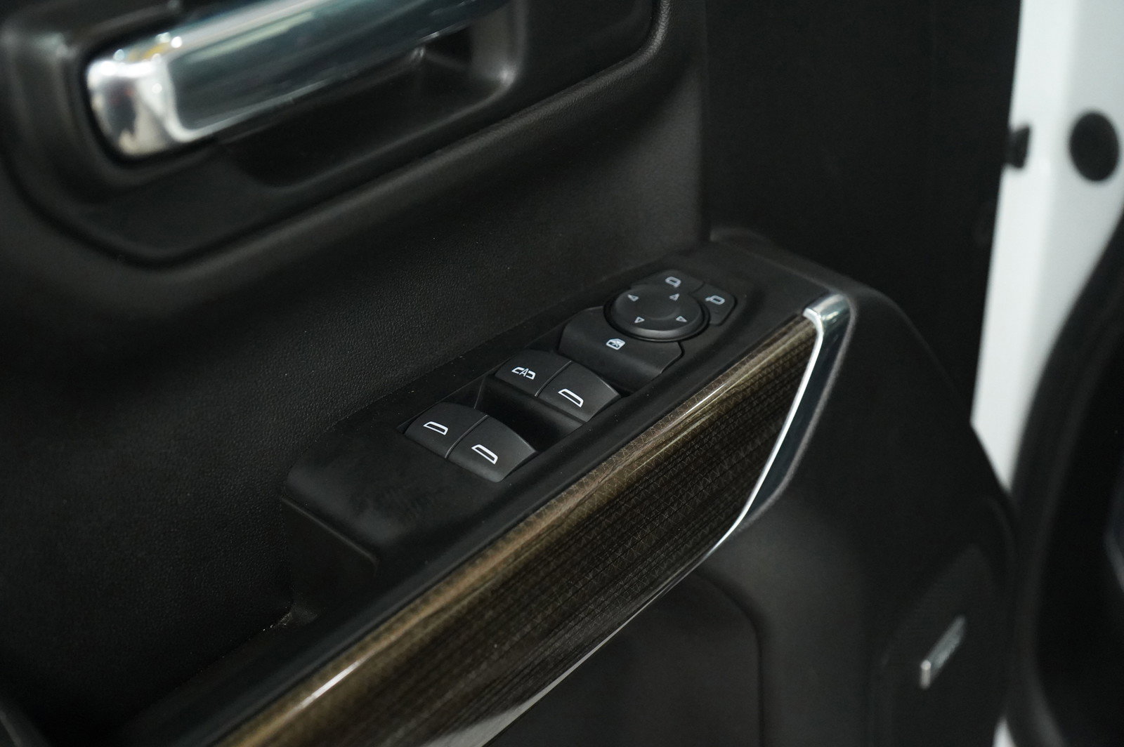 2021 Chevrolet Silverado 1500 RST photo 17