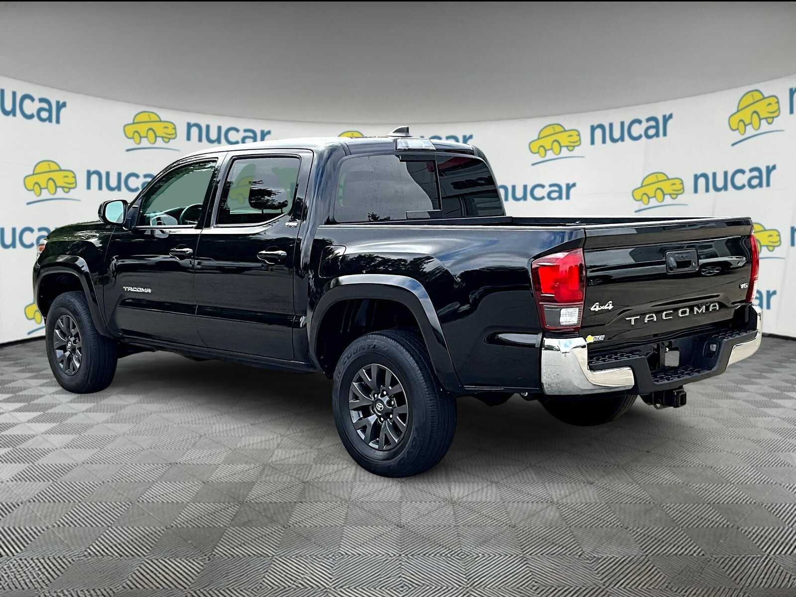2023 Toyota Tacoma SR5 photo 4