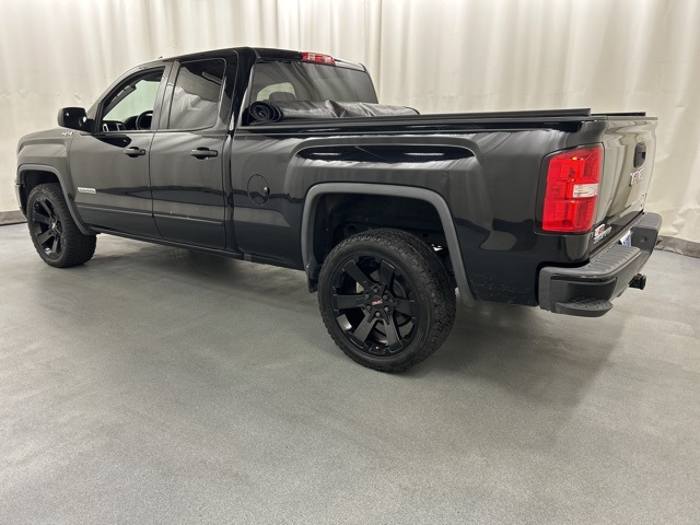 2018 Gmc Sierra 1500 SLE photo 3