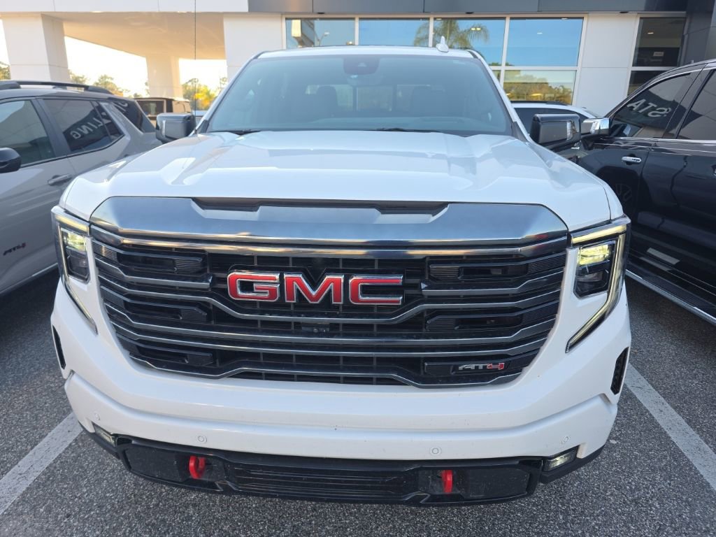 2024 GMC Sierra 1500 AT4's photo