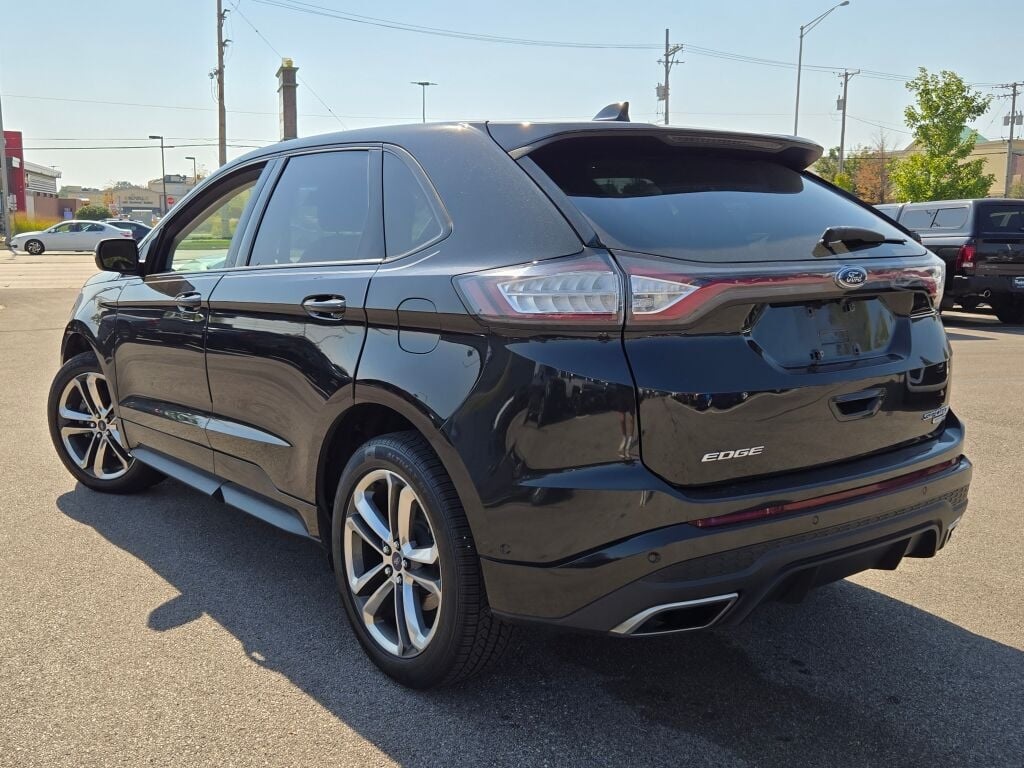 2015 Ford Edge Sport photo 11