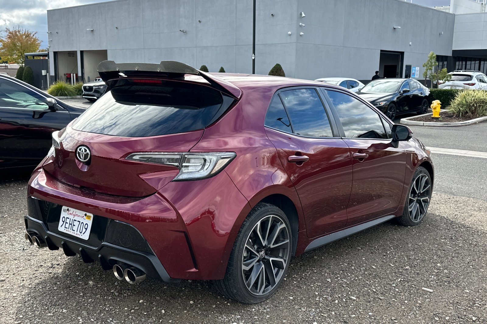 2019 Toyota Corolla XSE photo 3