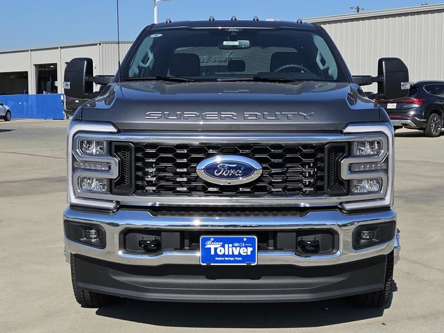 2026 Ford F-350 XLT photo 3