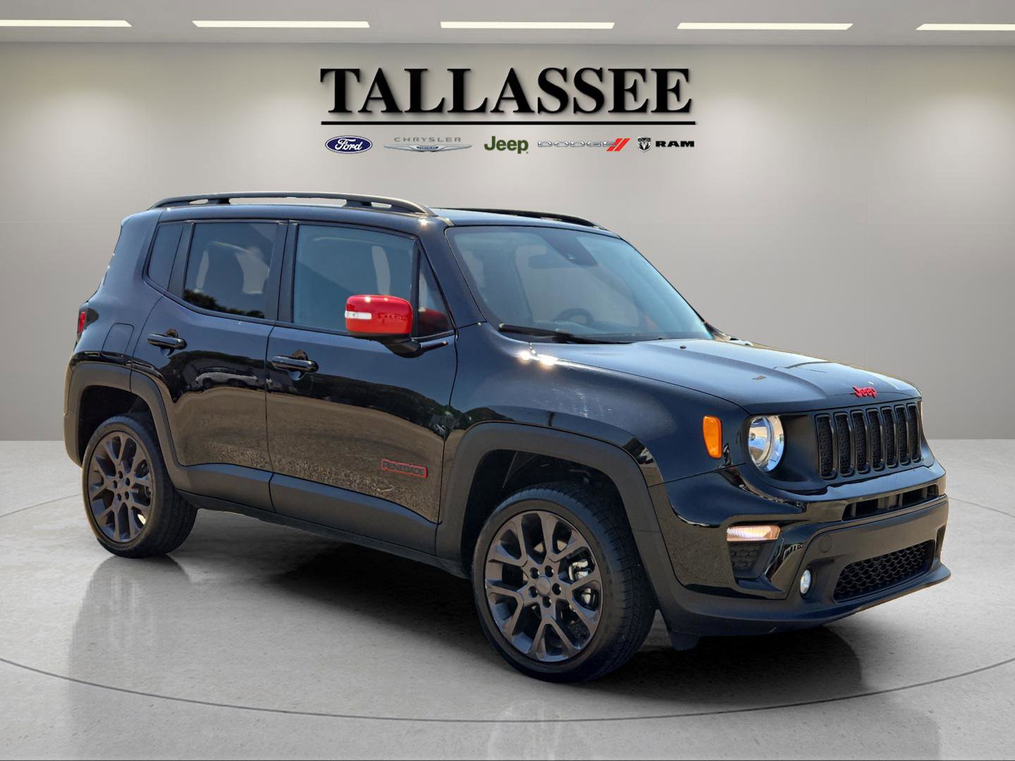 2023 Jeep Renegade Latitude Red Edition photo 2