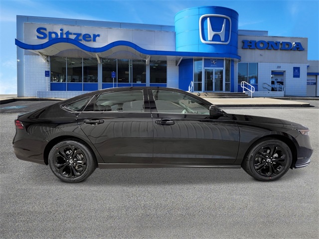 2025 Honda Accord 1.5T SE photo 6