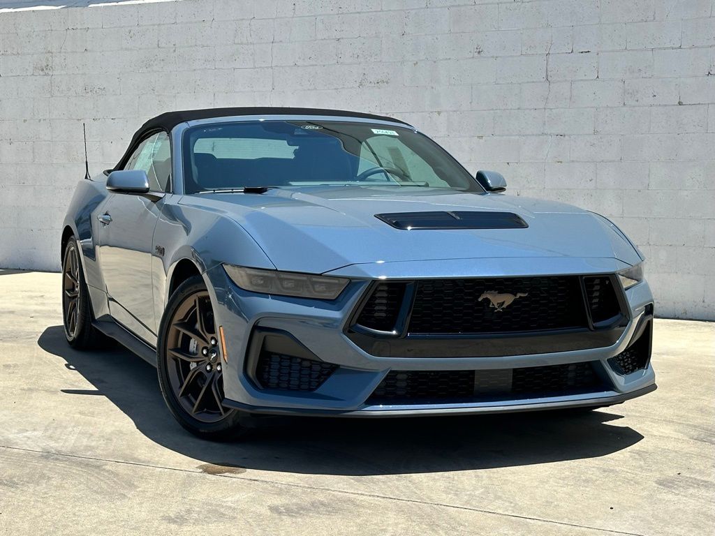 2025 Ford Mustang GT Premium Convertible photo 2