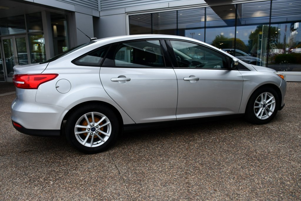 2015 Ford Focus SE photo 7