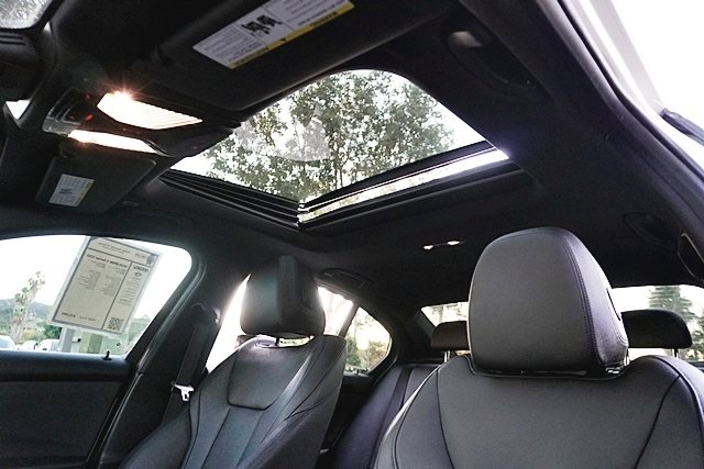 Used 2020 White BMW 330i image 15