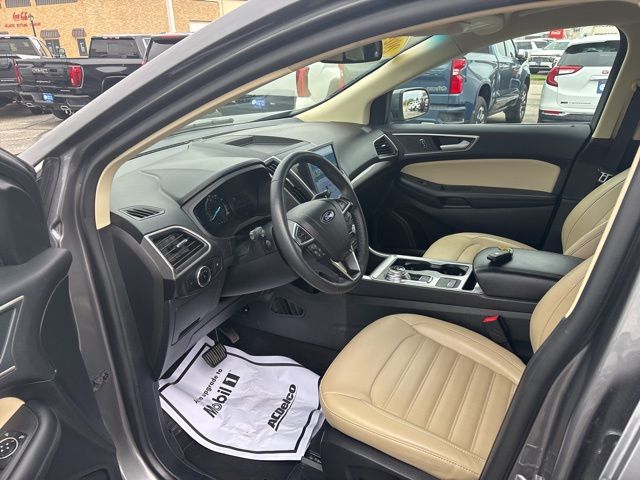 2024 Ford Edge SEL photo 14