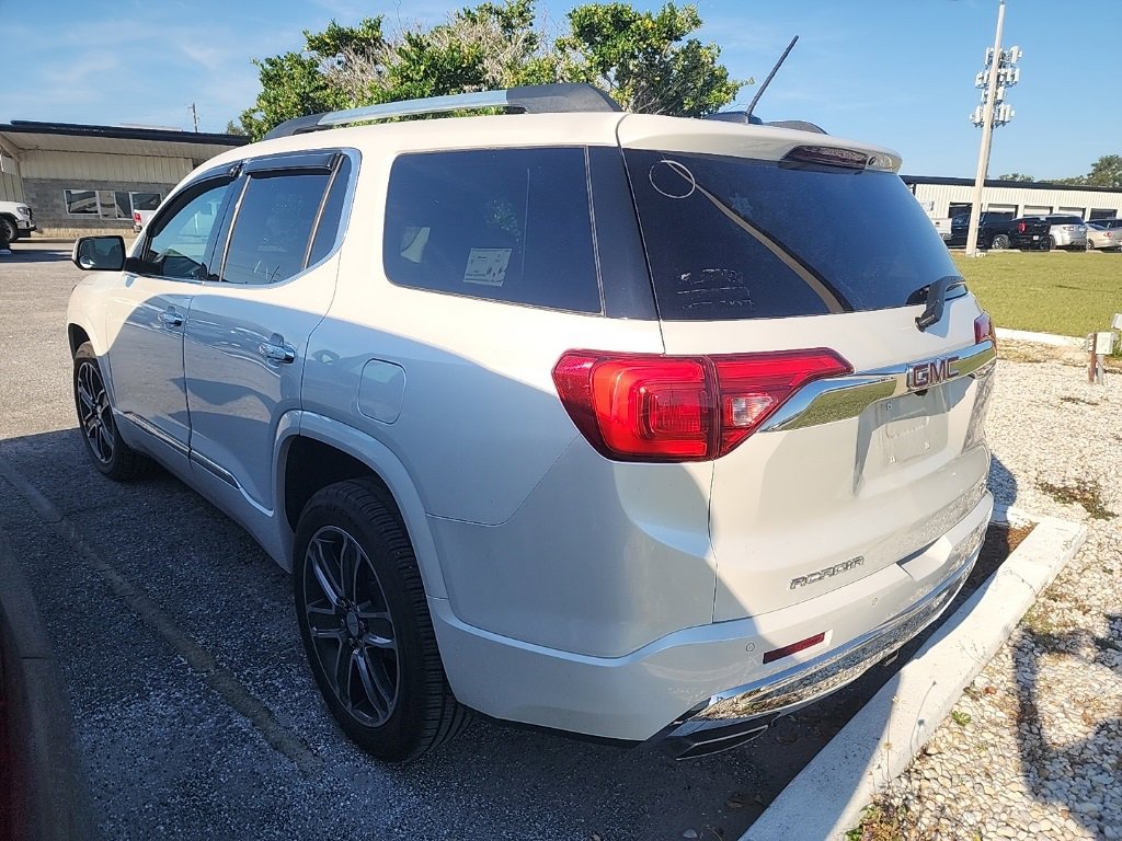 2018 Gmc Acadia Denali photo 3