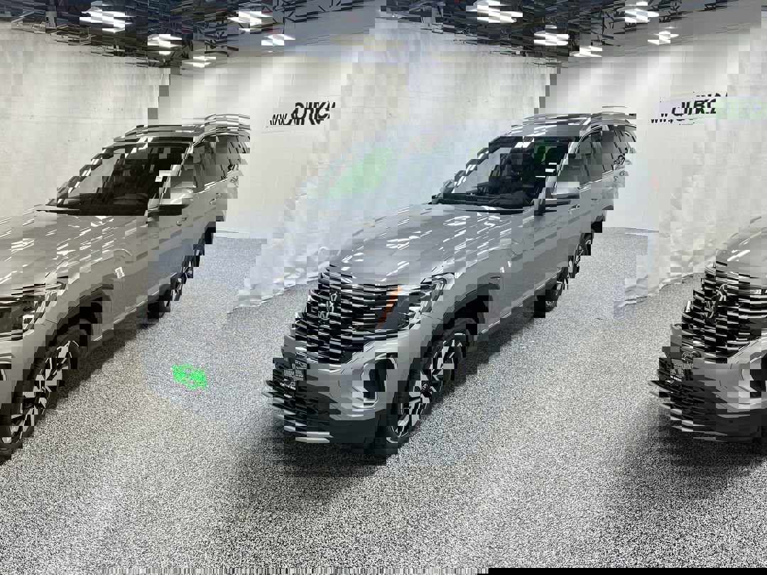 2026 Volkswagen Atlas SEL photo 3