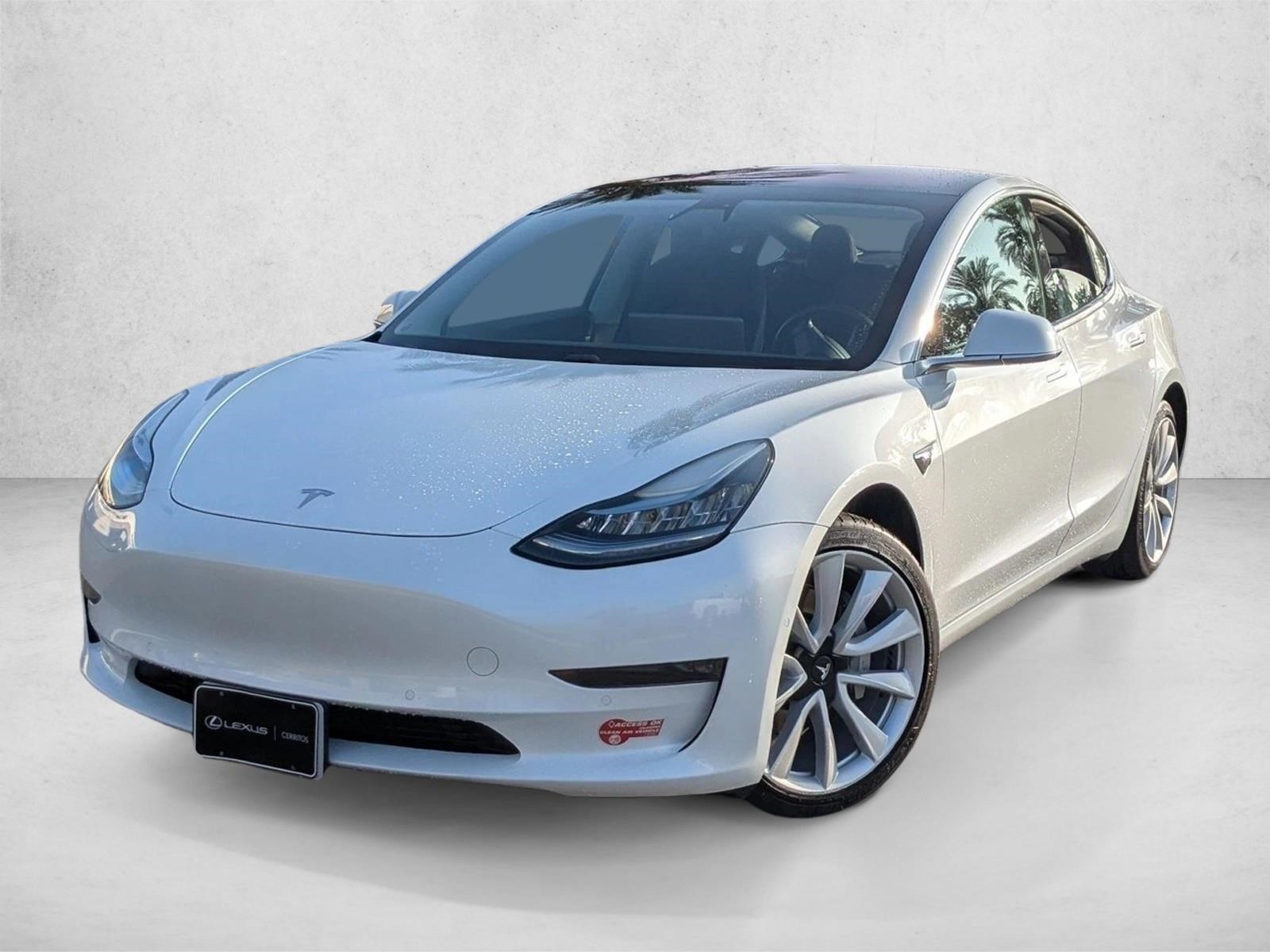 2018 Tesla Model 3 Long Range's photo