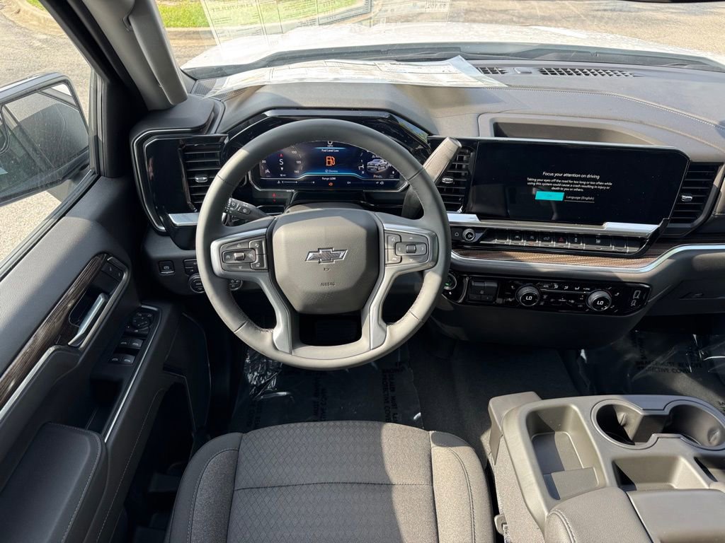 2025 Chevrolet Silverado 1500 RST photo 10