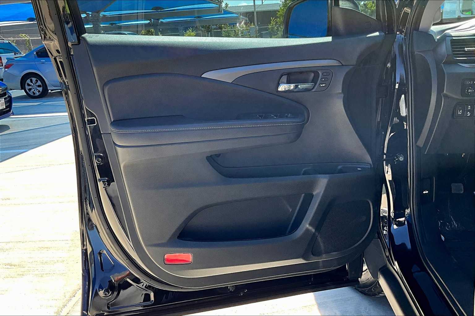 2023 Honda Ridgeline RTL photo 19