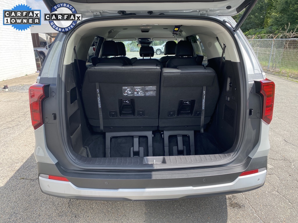 2025 Kia Carnival EX photo 18