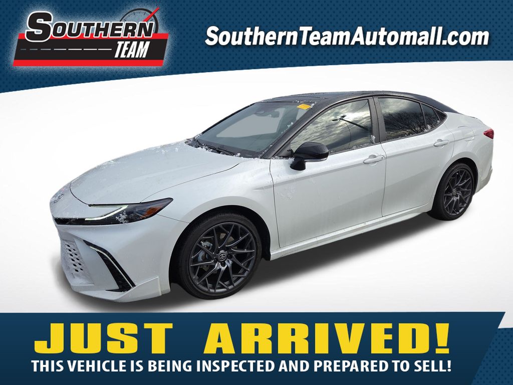 2025 Toyota Camry XSE's photo