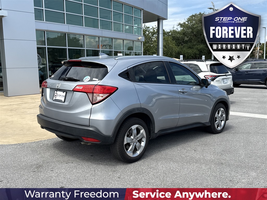 2017 Honda HR-V EX-L photo 3