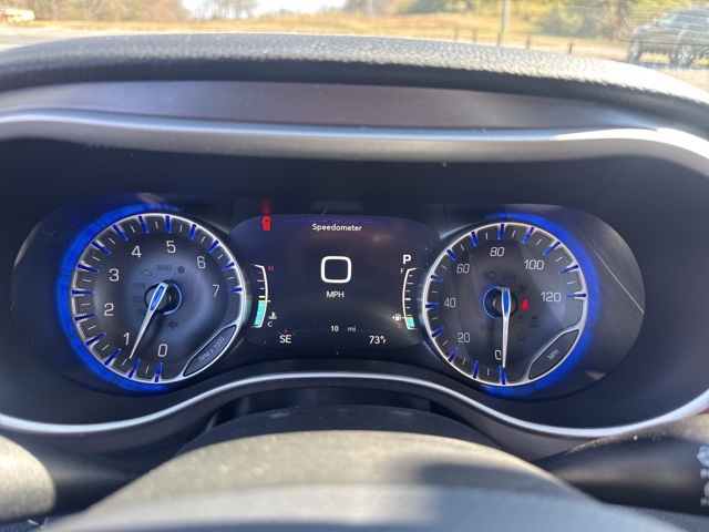 2025 Chrysler Pacifica photo 17